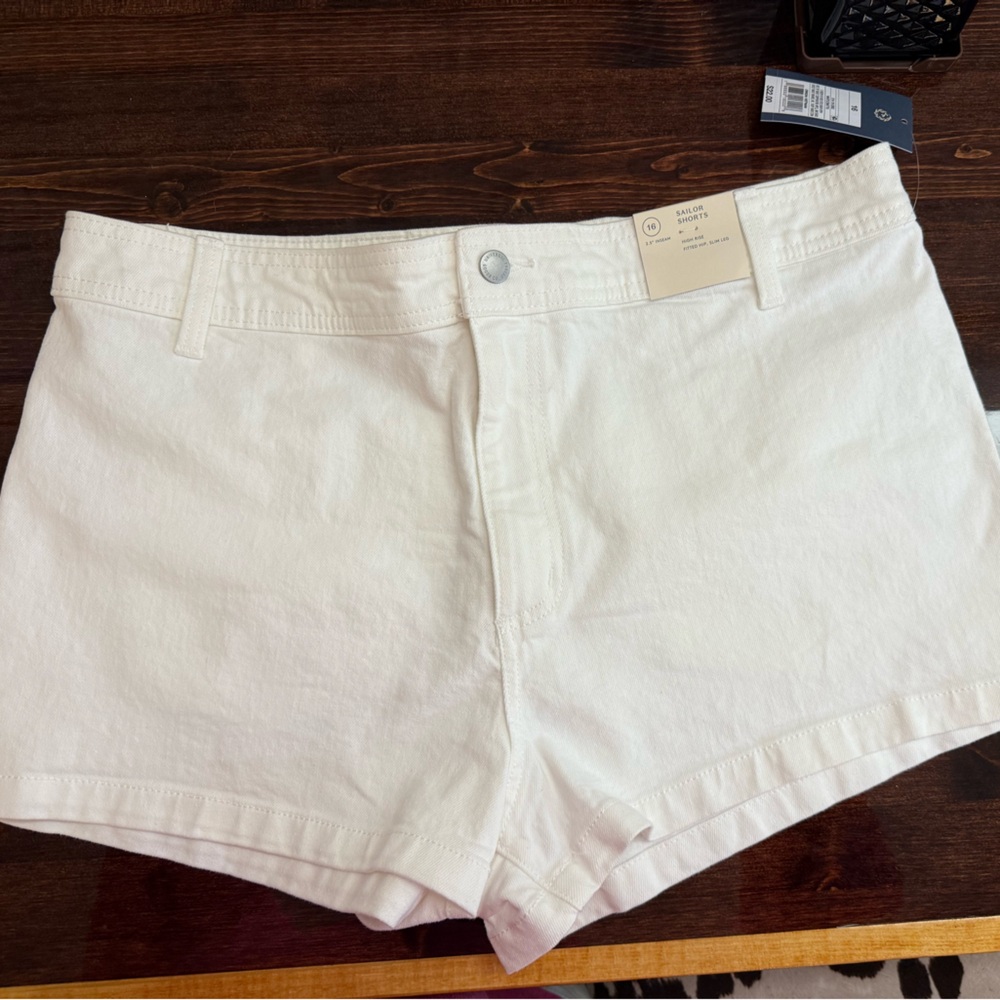 Universal Thread White Jean Shorts
